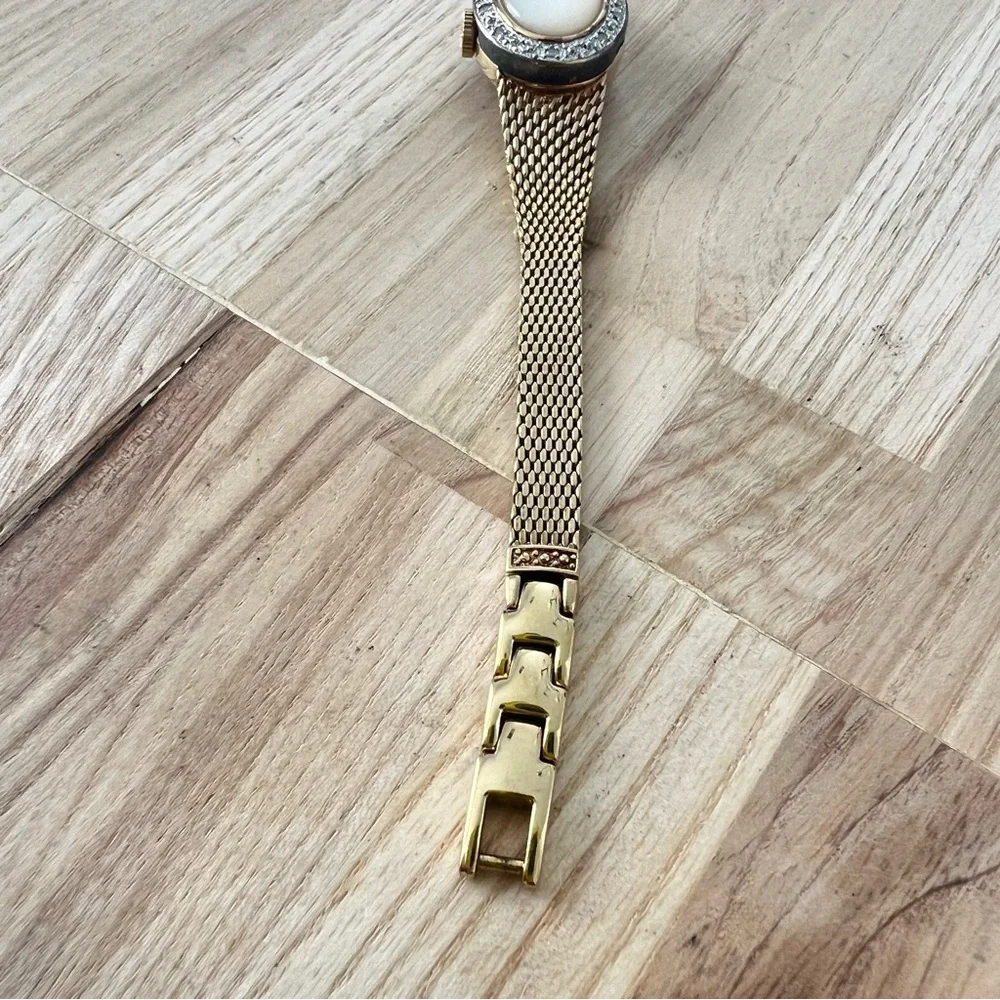 Anne Klein brand anne